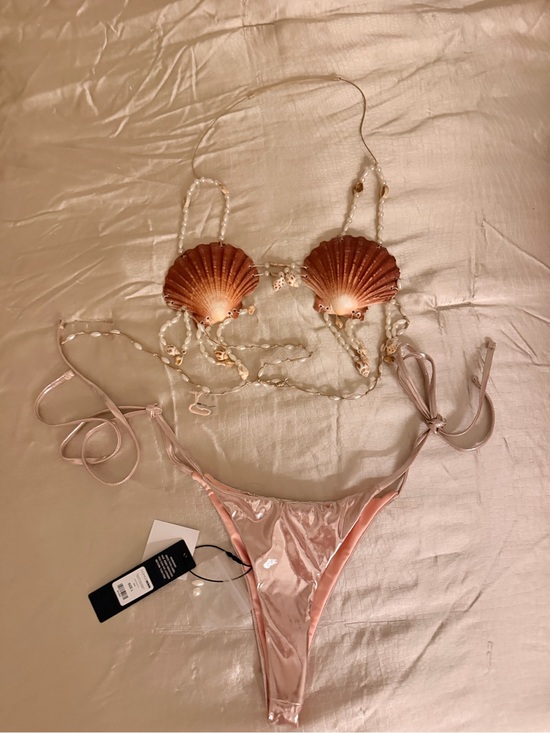 Fashion Nova Other - Fashion Nova Pink Shell Bikini Set
